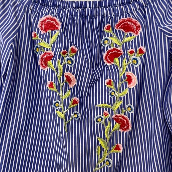 Forever 21 Blue Stripe Floral Embroidery Off the Shoulder Blouse Size Small - Picture 6 of 6